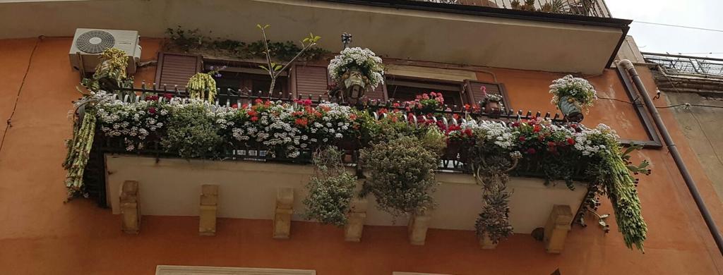 Da Cristina Con Amore Lägenhet Taormina Exteriör bild